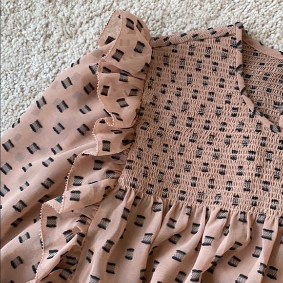 ❌SOLD❌ Joie “Jamila” smocked ruffle top - Picture 2 of 8